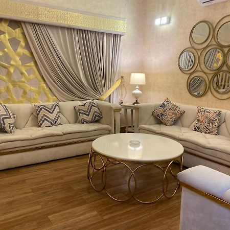 Burj Al Bahria Town Luxury Suites Lahore Buitenkant foto