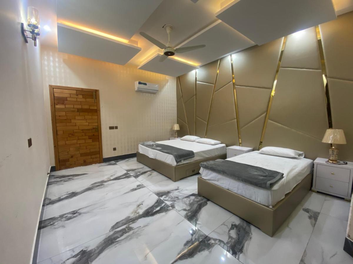 Burj Al Bahria Town Luxury Suites Lahore Buitenkant foto