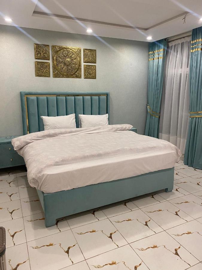 Burj Al Bahria Town Luxury Suites Lahore Buitenkant foto
