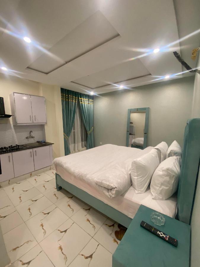 Burj Al Bahria Town Luxury Suites Lahore Buitenkant foto