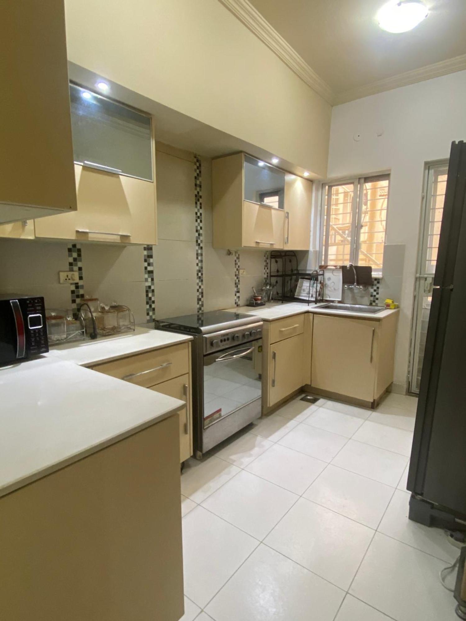 Burj Al Bahria Town Luxury Suites Lahore Buitenkant foto