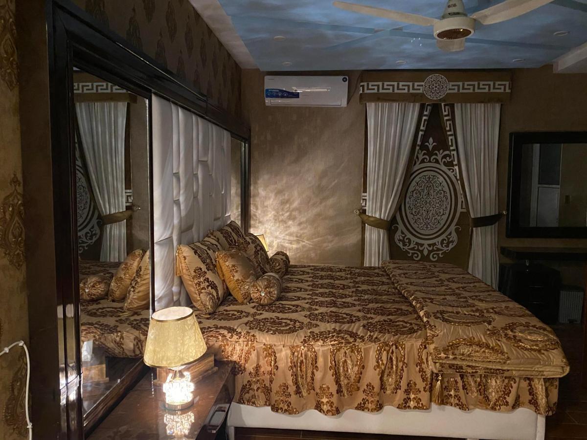 Burj Al Bahria Town Luxury Suites Lahore Buitenkant foto